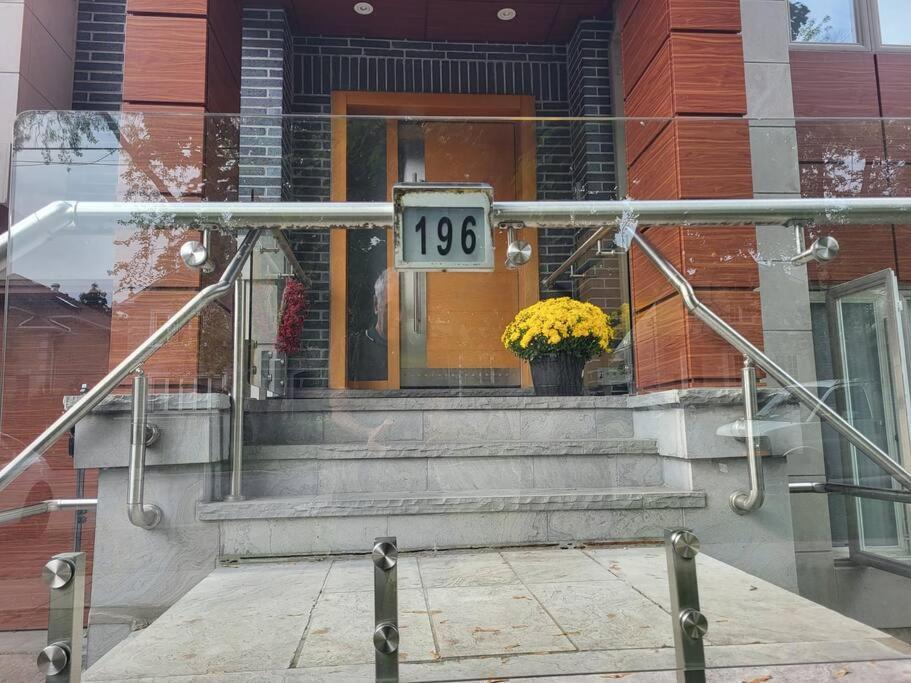 Toronto Modern House Διαμέρισμα Εξωτερικό φωτογραφία