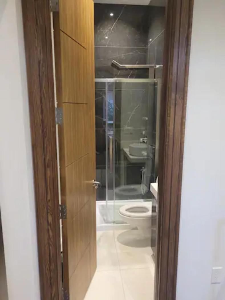 Toronto Modern House Διαμέρισμα Εξωτερικό φωτογραφία